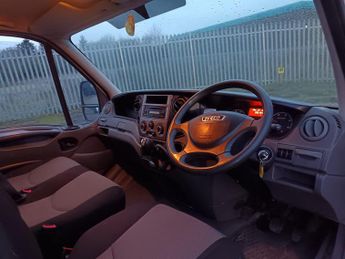 Iveco Daily 2.3 TD 11V 35S L2 H2 4dr