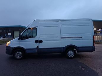 Iveco Daily 2.3 TD 11V 35S L2 H2 4dr