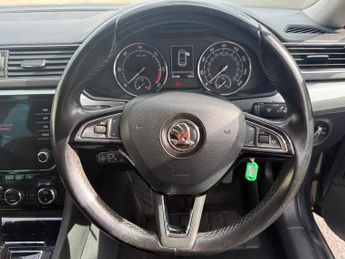 Skoda Superb 1.6 TDI SE Technology DSG Euro 6 (s/s) 5dr