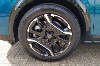 Peugeot E-3008 73kWh GT Auto 5dr