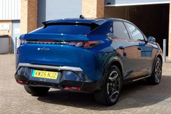 Peugeot E-3008 73kWh GT Auto 5dr