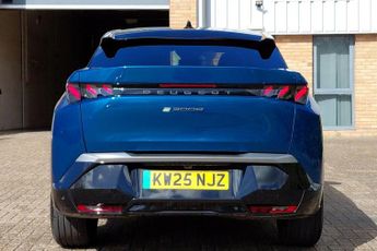 Peugeot E-3008 73kWh GT Auto 5dr
