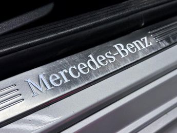 Mercedes-Benz C Class 2.1 C220d AMG Line (Premium Plus) Saloon 4dr Diesel G-Tronic+ 4M