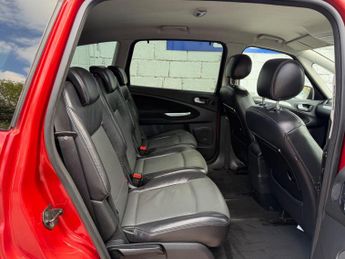 Ford S-Max 2.0 TDCi Zetec 5dr