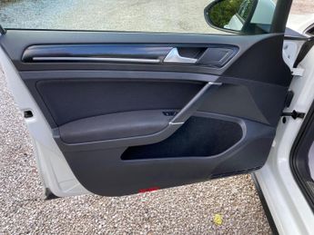 Volkswagen Golf 2.0 TDI BlueMotion Tech GTD DSG Euro 6 (s/s) 5dr