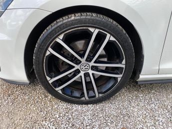 Volkswagen Golf 2.0 TDI BlueMotion Tech GTD DSG Euro 6 (s/s) 5dr