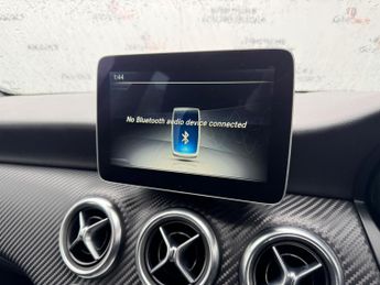 Mercedes-Benz A Class 2.1 A200d AMG Line (Premium) 7G-DCT Euro 6 (s/s) 5dr