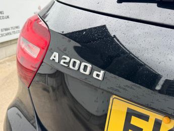 Mercedes-Benz A Class 2.1 A200d AMG Line (Premium) 7G-DCT Euro 6 (s/s) 5dr