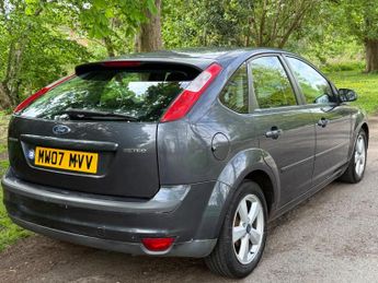 Ford Focus 1.6 Zetec Climate 5dr