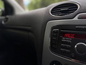 Ford Focus 1.6 Zetec Climate 5dr