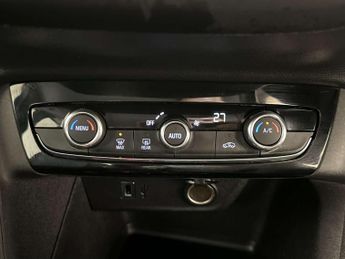 Vauxhall Corsa Electric 50kWh SE Nav Hatchback 5dr Electric Auto (7.4Kw Charger) (136 ps