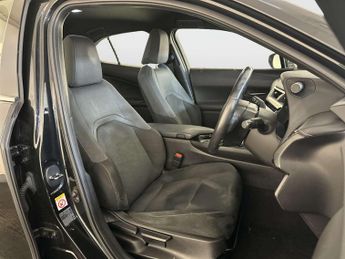 Lexus UX 2.0 250h SUV 5dr Petrol Hybrid E-CVT Euro 6 (s/s) (184 ps)