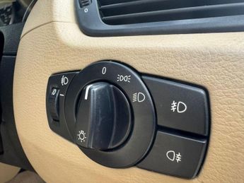 BMW X1 2.0 20d SE SUV 5dr Diesel Steptronic sDrive Euro 5 (177 ps) 12 M