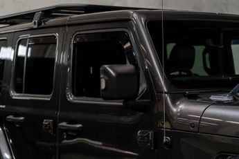 Jeep Wrangler 2.2 MultiJetII Sahara Auto 4WD Euro 6 (s/s) 4dr