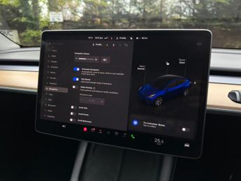 Tesla Model Y (Dual Motor) Long Range SUV 5dr Electric Auto 4WDE (384 bhp)