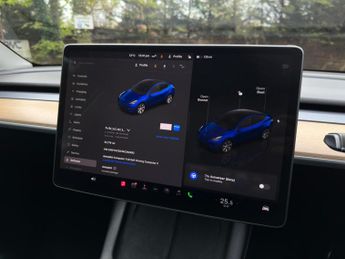 Tesla Model Y (Dual Motor) Long Range SUV 5dr Electric Auto 4WDE (384 bhp)