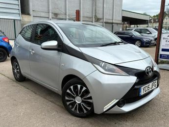 Toyota AYGO 1.0 VVT-i x-play Euro 5 5dr Euro 5
