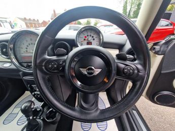 MINI Hatch 2.0 Cooper SD Auto Euro 5 3dr