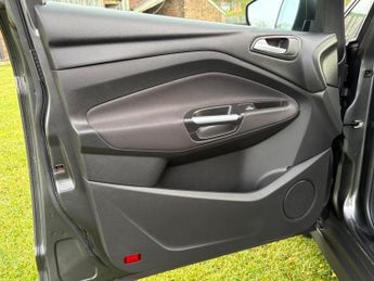 Ford C-Max 1.0T EcoBoost Titanium Euro 6 (s/s) 5dr