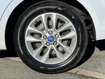 Ford Mondeo 2.0 TDCi Zetec 5dr