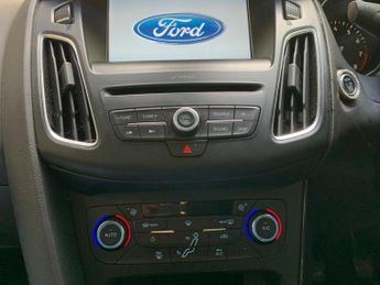 Ford Focus 1.0T EcoBoost Titanium Euro 6 (s/s) 5dr