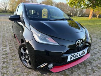 Toyota AYGO 1.0 VVT-i x-clusiv Hatchback 5dr Petrol x-shift Euro 5 Euro 5 (6