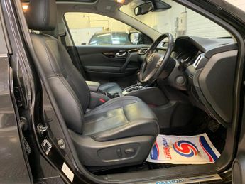 Nissan Qashqai 1.6 dCi Tekna XTRON 2WD Euro 6 (s/s) 5dr