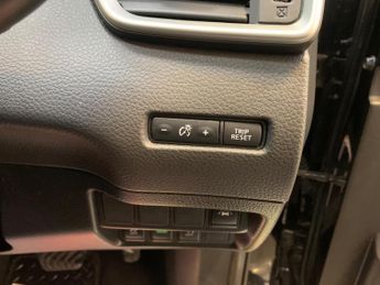 Nissan Qashqai 1.6 dCi Tekna XTRON 2WD Euro 6 (s/s) 5dr