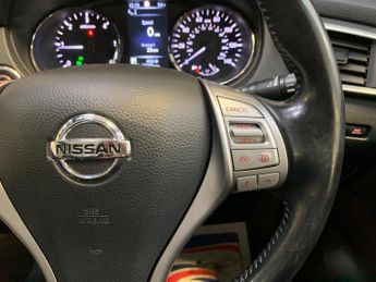 Nissan Qashqai 1.6 dCi Tekna XTRON 2WD Euro 6 (s/s) 5dr