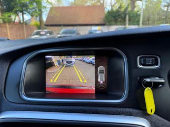 Volvo V40 Cross Country 1.5 T3 Pro Auto Euro 6 (s/s) 5dr