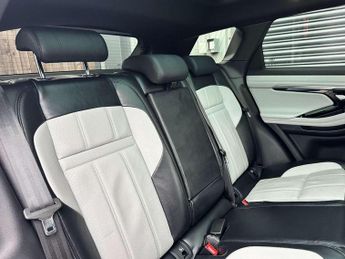 Land Rover RANGE ROVER EVOQUE 2.0 Range Rover Evoque First Edition Auto 4WD 5dr