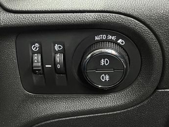 Vauxhall Grandland X 1.6 Turbo D BlueInjection Sport Nav Auto Euro 6 (s/s) 5dr