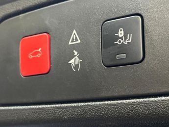 Vauxhall Grandland X 1.6 Turbo D BlueInjection Sport Nav Auto Euro 6 (s/s) 5dr