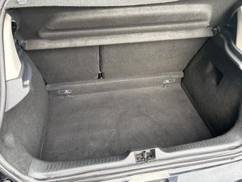 Renault Clio 1.2 16V Dynamique MediaNav Euro 5 5dr