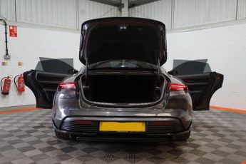 Porsche Taycan Performance Plus 93.4kWh 4S Saloon 4dr Electric Auto 4WD (571 ps