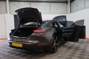 Porsche Taycan Performance Plus 93.4kWh 4S Saloon 4dr Electric Auto 4WD (571 ps
