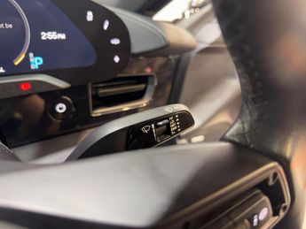 Porsche Taycan Performance Plus 93.4kWh 4S Saloon 4dr Electric Auto 4WD (571 ps