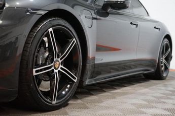 Porsche Taycan Performance Plus 93.4kWh 4S Saloon 4dr Electric Auto 4WD (571 ps