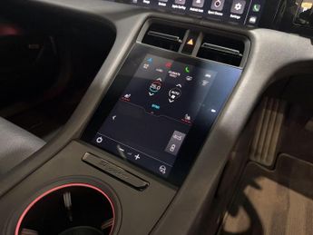 Porsche Taycan Performance Plus 93.4kWh 4S Saloon 4dr Electric Auto 4WD (571 ps