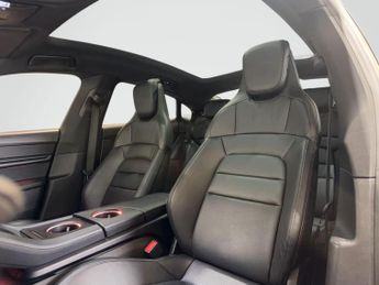 Porsche Taycan Performance Plus 93.4kWh 4S Saloon 4dr Electric Auto 4WD (571 ps