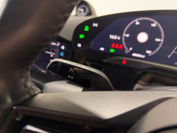 Porsche Taycan Performance Plus 93.4kWh 4S Saloon 4dr Electric Auto 4WD (571 ps