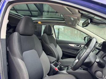 Nissan Qashqai 1.2 DIG-T N-Connecta XTRON Euro 6 (s/s) 5dr