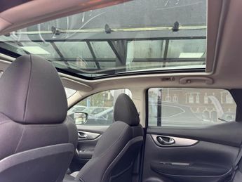 Nissan Qashqai 1.2 DIG-T N-Connecta XTRON Euro 6 (s/s) 5dr