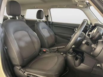 MINI Hatch 1.5 Cooper Classic Hatchback 3dr Petrol Manual Euro 6 (s/s) (136