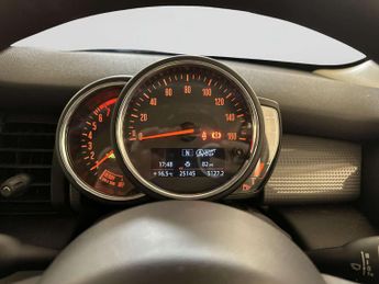 MINI Hatch 1.5 Cooper Classic Hatchback 3dr Petrol Manual Euro 6 (s/s) (136