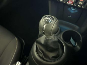 MINI Hatch 1.5 Cooper Classic Hatchback 3dr Petrol Manual Euro 6 (s/s) (136