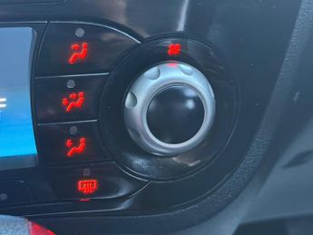 Nissan Juke 1.6 N-Connecta XTRON Euro 6 5dr