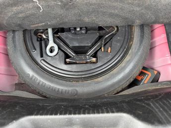 Alfa Romeo Giulietta 2.0 JTDM-2 Speciale Euro 6 (s/s) 5dr