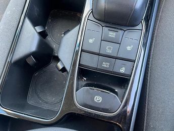 Hyundai IONIQ 38.3kWh Premium Auto 5dr