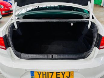 Volkswagen Passat 1.6 TDI BlueMotion Tech SE Business DSG Euro 6 (s/s) 4dr